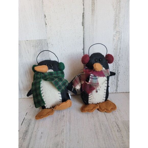 Plush felt penguin couple pair ornament Xmas ear muff set - Picture 1 of 8